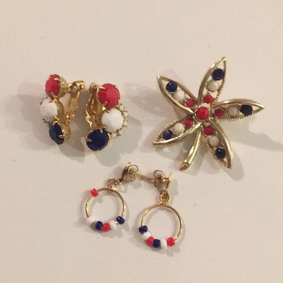 Brooch with Clip on Earrings and Post Earrings (Z) - Picture 1 of 4